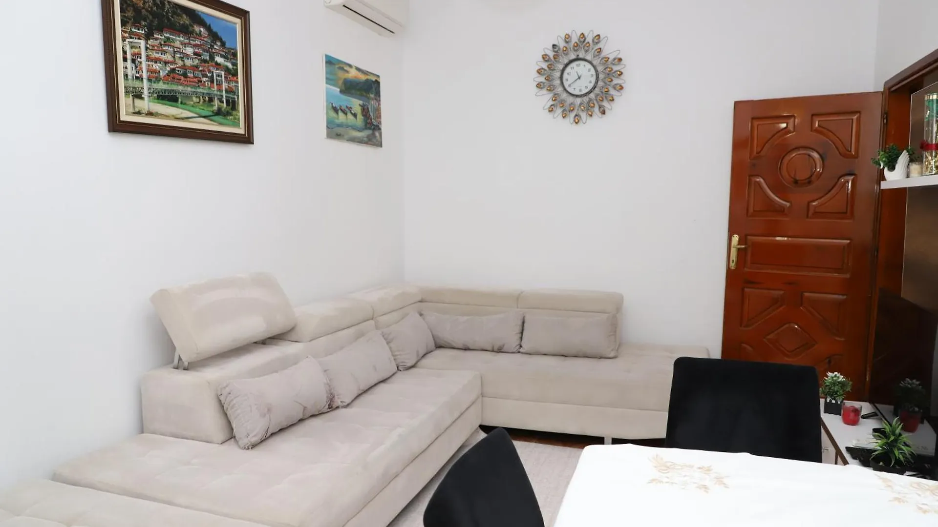 Apartment Xheison Berat Albania