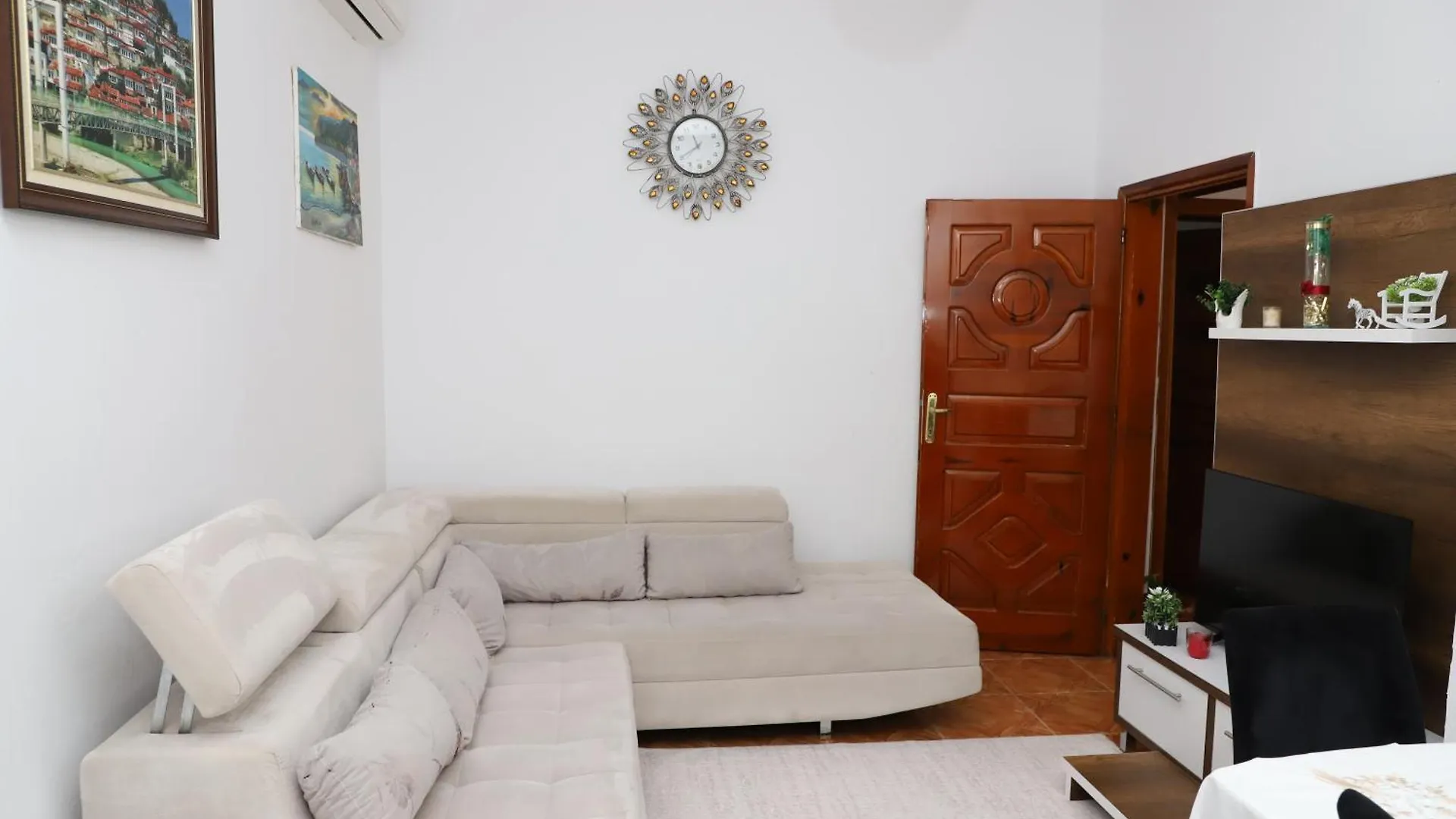 Apartment Xheison Berat