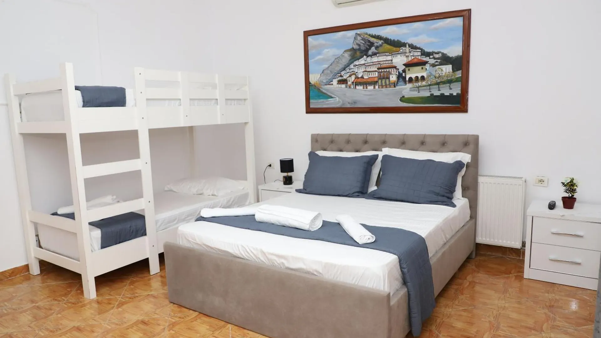 Apartment Xheison Berat 0*,  Albania